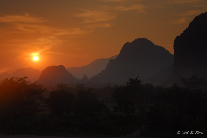 Vang Vieng Sunset.jpg - Vang Vieng